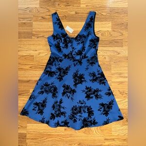 Maurices Women’s Size Medium Royal Blue Fit & Flare Dress Black Velvet Flowers